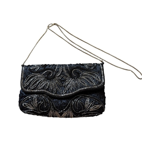 Vintage Black Beaded Shoulder Bag Purse Silver Chain Strap Elegant Clutch - Picture 1 of 5